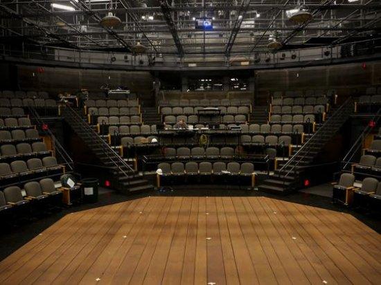 Briggs Opera House